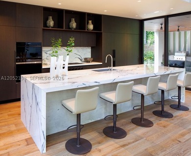Featured on the cover of Luxe Magazine, this architect owned - photo 10