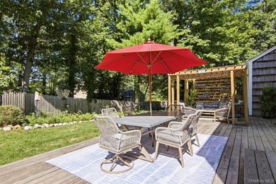 Stunning 4-bedroom, 2.5 bath Colonial nestled on a quiet - photo 40