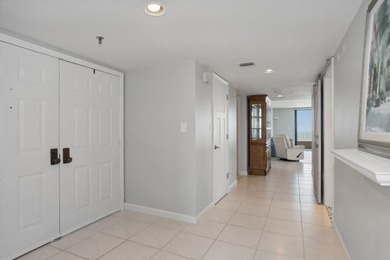 LIVE ON THE BEACH MARCO ISLAND Summit House Upscale complex - photo 4