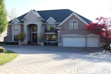 Lake Home For Sale in West Bloomfield, Michigan