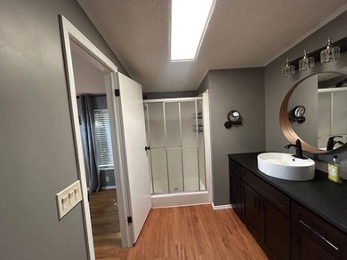 MOTIVATED SELLER !!!! Stunning and refined one of a kind home ! - photo 11