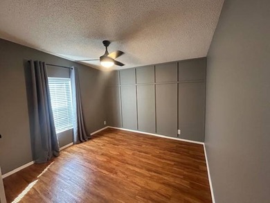 MOTIVATED SELLER !!!! Stunning and refined one of a kind home ! - photo 14