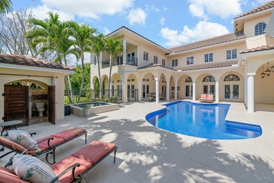 Nestled on 2.60 acres in the highly sought-after Paddock Park 2 - photo 15