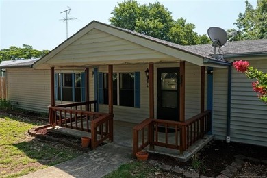 SWEET WATERFRONT PACKAGE AT AN INCREDIBLE VALUE! If you've been - photo 15