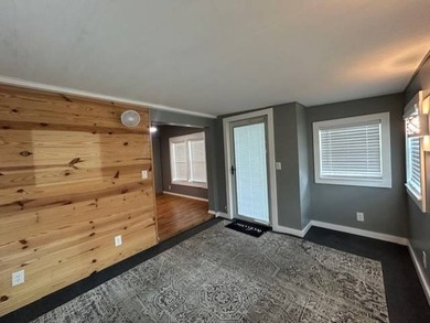 MOTIVATED SELLER !!!! Stunning and refined one of a kind home ! - photo 17
