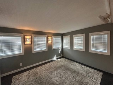 MOTIVATED SELLER !!!! Stunning and refined one of a kind home ! - photo 18