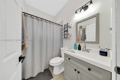 Welcome to Monarch Lakes, one of Miramar's most desirable gated - photo 19