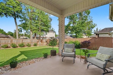Beautiful custom Elliott home loaded with upgrades and designer - photo 3