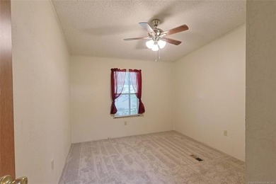 SWEET WATERFRONT PACKAGE AT AN INCREDIBLE VALUE! If you've been - photo 27