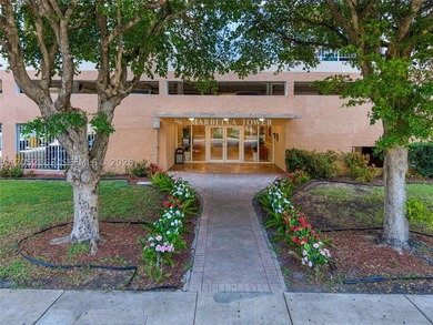 Incredible Short-Term Rental Opportunity Steps from the Beach! - photo 5
