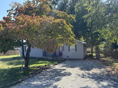 Grand Lake O the Cherokees Home Sale Pending in Grove Oklahoma