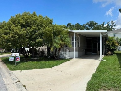 (private lake, pond, creek) Home For Sale in Tampa Florida