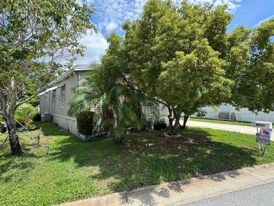 This spacious 2005 model home offers 3 bedrooms, 2 bathrooms - photo 2