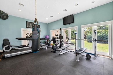 Nestled on 2.60 acres in the highly sought-after Paddock Park 2 - photo 45