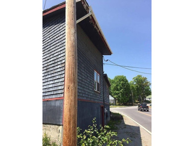 Strong cash flow and a great rental history make this three unit - photo 2