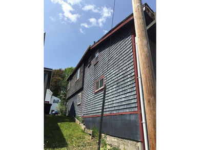 Strong cash flow and a great rental history make this three unit - photo 3