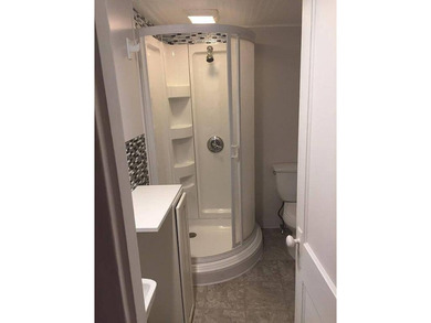 Strong cash flow and a great rental history make this three unit - photo 7