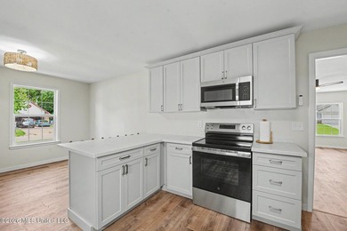 HUGE PRICE IMPROVEMENT! Your search ends here! Renovated home in - photo 8