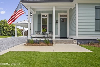 Experience the best of Old Town Bay St Louis in this charming - photo 4