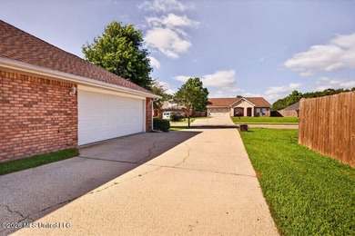 Ready to Move In & Enjoy! This beautiful, one-story brick home - photo 3