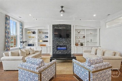 Unique penthouse in the heart of Savannah's Landmark Historic - photo 7