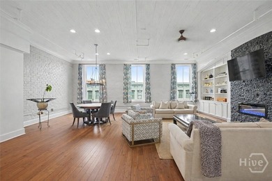 Unique penthouse in the heart of Savannah's Landmark Historic - photo 8