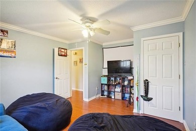 Great 3-bedroom home in Chateau Estates North. A New Fortified - photo 17