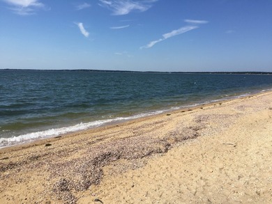Southold, North Fork - Private Bayfront Community Living - photo 21