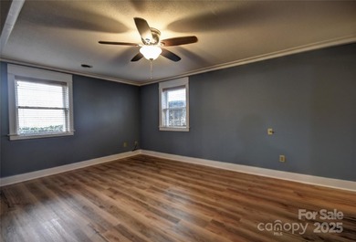 What a versatile property! Are you looking for a - photo 30
