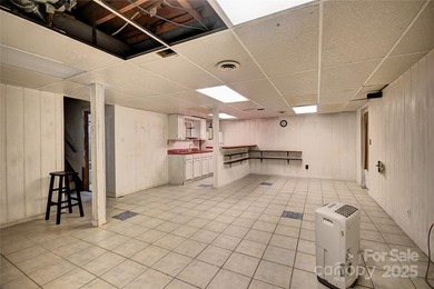 What a versatile property! Are you looking for a - photo 37