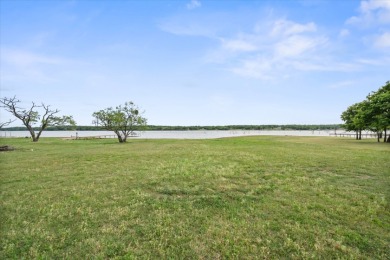 3/2 on 0.9 acres Waterfront w/shop, no HOA! - photo 32
