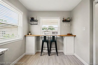 Enjoy waterfront living in this beautifully updated brick ranch - photo 10