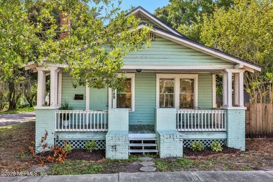 A classic Riverside bungalow, refreshed and ready for its next - photo 1