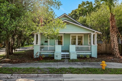A classic Riverside bungalow, refreshed and ready for its next - photo 4