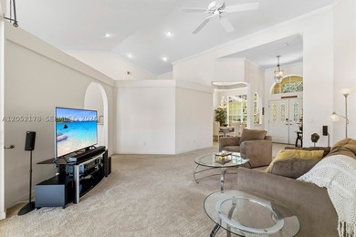 Welcome to paradise! This is an exceptional 3-bedroom, 2-bath - photo 9