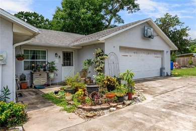 Under contract-accepting backup offers. Spacious 4-Bedroom Home - photo 4