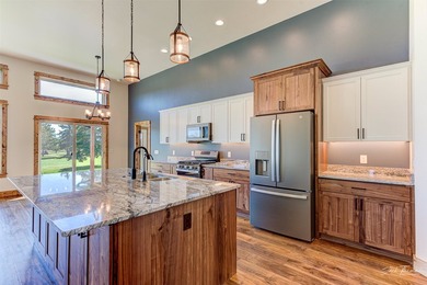 Nestled on a beautiful half acre lot overlooking the 15th green - photo 17