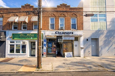 Great investment opportunity! Prime Flushing mixed-use 2-family - photo 1