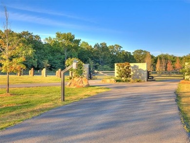 WELCOME TO THE PRESERVE AT 9A!! Nestled in a secluded cove, The - photo 42