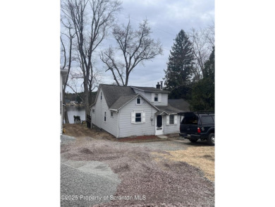 Lake Home For Sale in Fleetville, Pennsylvania