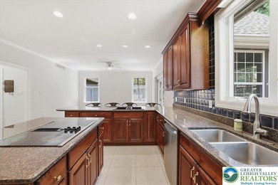 Welcome to your lakefront retreat in the heart of the Poconos - photo 13