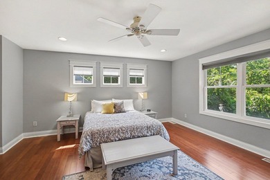 Welcome to this spacious 5-bedroom home showcasing high-end - photo 20