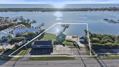 A truly rare waterfront redevelopment opportunity on prestigious - photo 1
