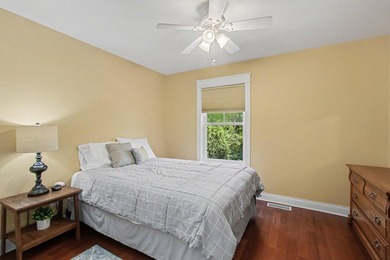Welcome to this spacious 5-bedroom home showcasing high-end - photo 27