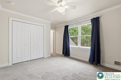 Welcome to your lakefront retreat in the heart of the Poconos - photo 29