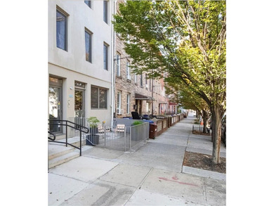 All showings are by appointment only - during posted open houses - photo 33