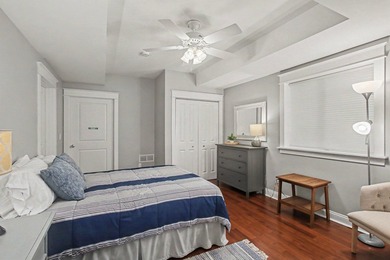 Welcome to this spacious 5-bedroom home showcasing high-end - photo 38