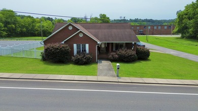 Chickamauga Lake Home For Sale in Dayton Tennessee