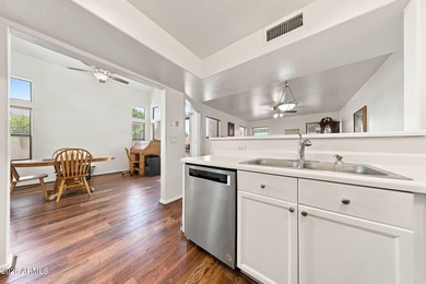 Beautiful townhome in the sought after neighborhood of The - photo 7