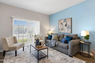 Welcome home to this refreshed first-floor 2-bedroom, 2-bath - photo 4